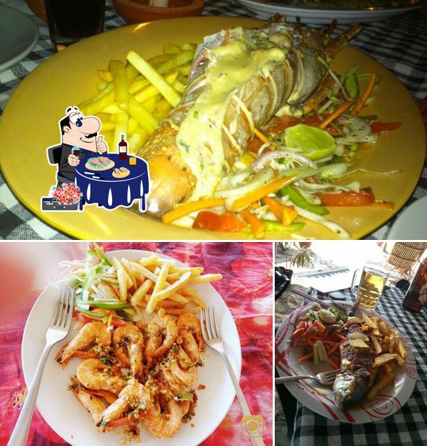 Try out seafood at Estuary Cafe