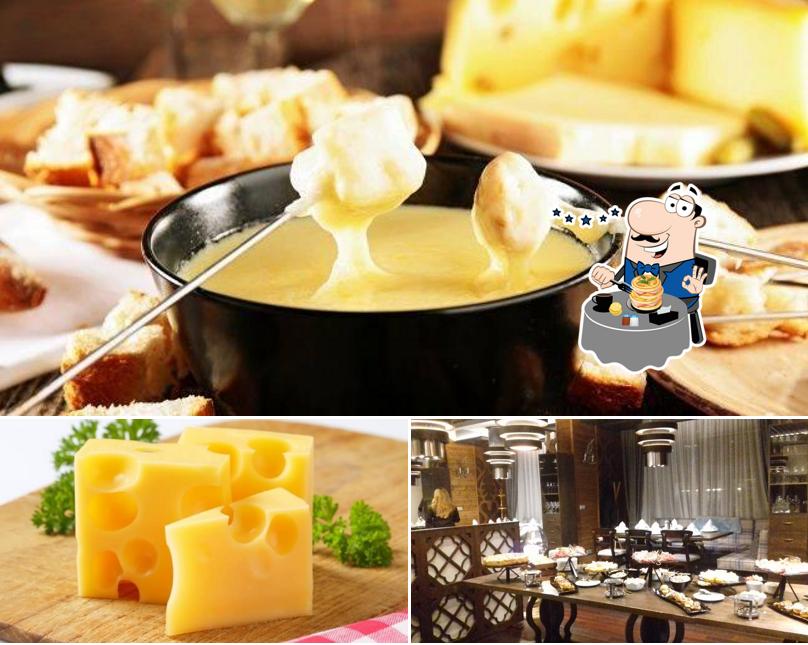 Еда в "Alpine restaurant "Fondue""