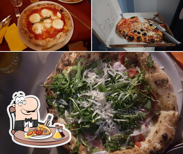 Scegli tra le svariate varianti di pizza
