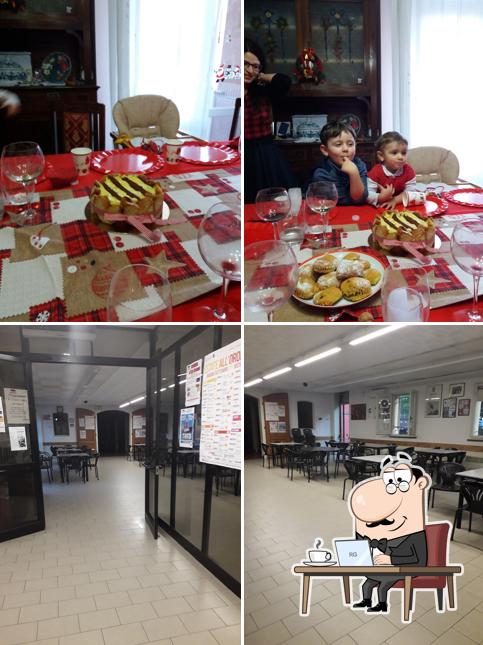 Dai un'occhiata agli interni di Centro Sociale Orologio