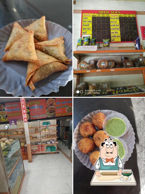 Samosa at Gamanlal Ghariwala