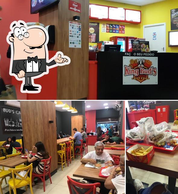 O interior do King Bud's Fast Food