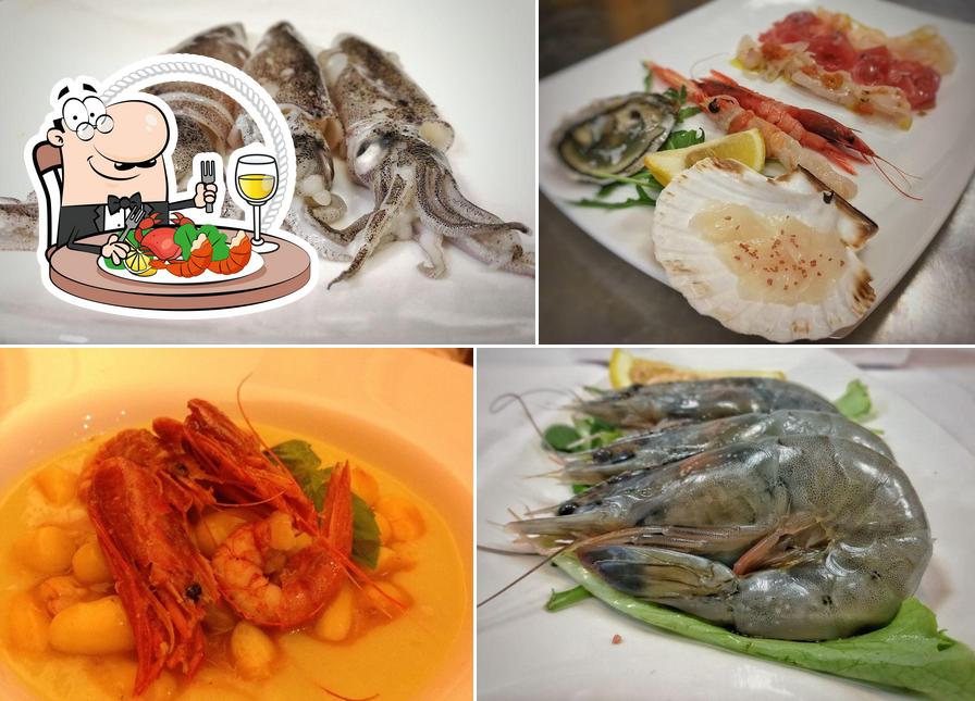 Order seafood at Ristorante Selmi 22