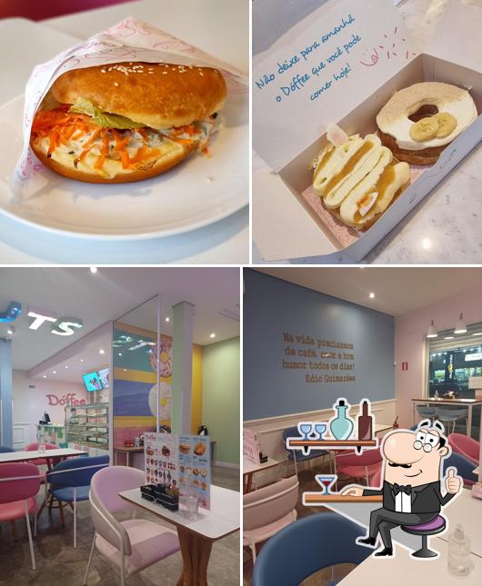 Dóffee Donuts & Coffee