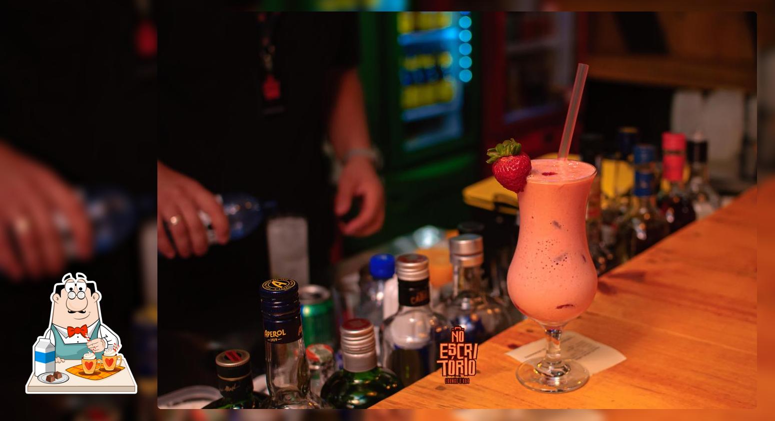 No Escritório Lounge e Bar