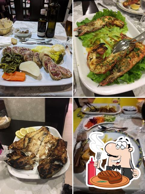 Peça refeições de carne no Restaurante Encosta da Muralha