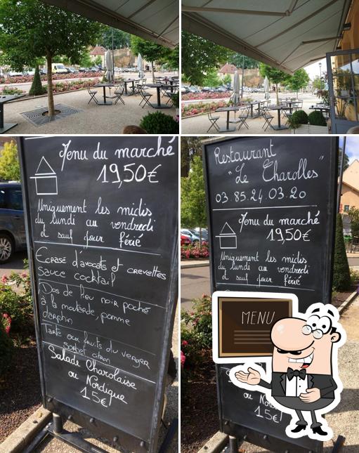 Essayez les plats du jour affichés sur le tableau