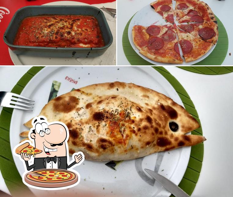 Pick pizza at Bettolino Pizza&Pasta In Box