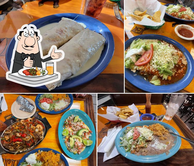 El Jaripeo in Petersburg Restaurant menu and reviews