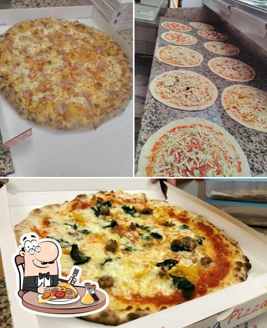 Ordina tra le molte varianti di pizza