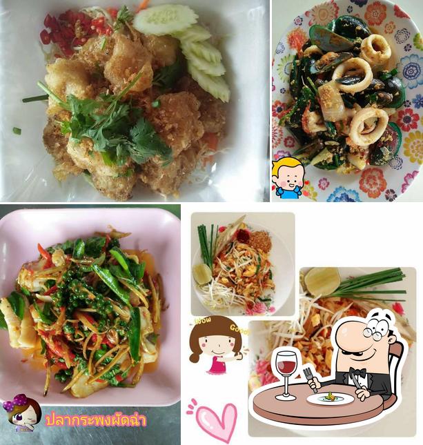 Platos en ร้านน้องออม ผัดไทอาหารตามสั่ง