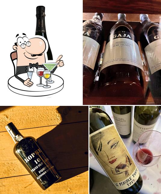 Enoteca Cialdea serve alcolici