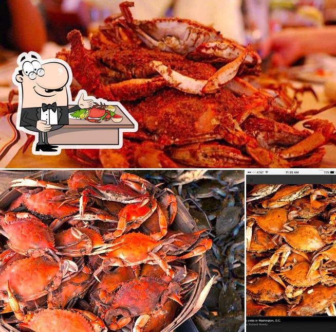 Crab Palace, 186 W Market St in Newark Restaurant menu and reviews