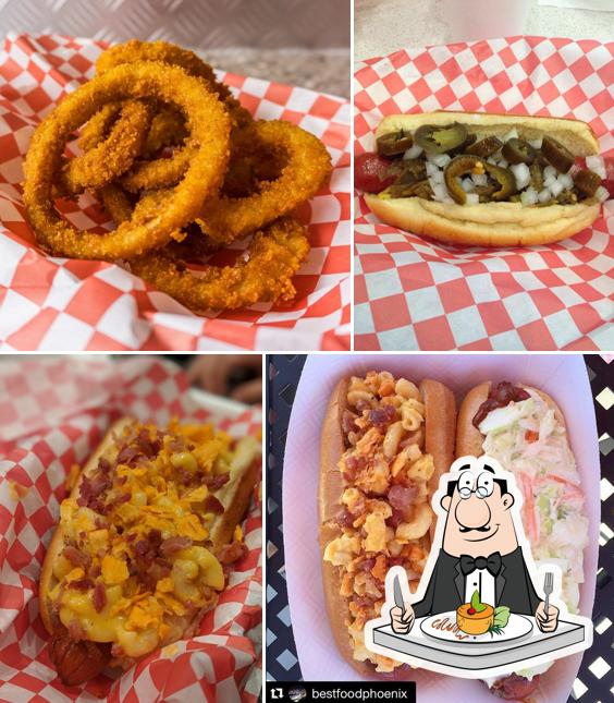 Mugsy Dogs Gilbert in Gilbert Restaurant menu and reviews