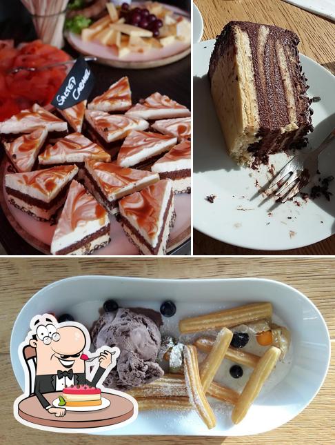 Закажите один из десертов в "Strandrestaurant Kiek ut"