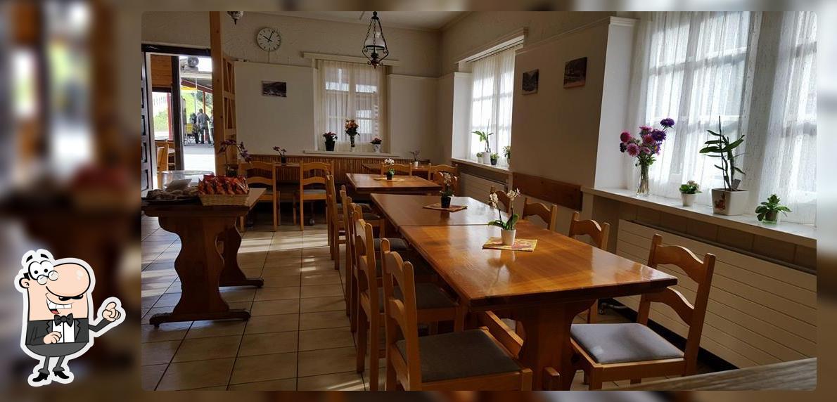 Bahnhofbuffet Zaniglas / Pollinger-Medrano