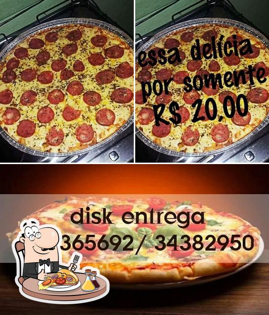 Order pizza at Pizza Express do Fragoso