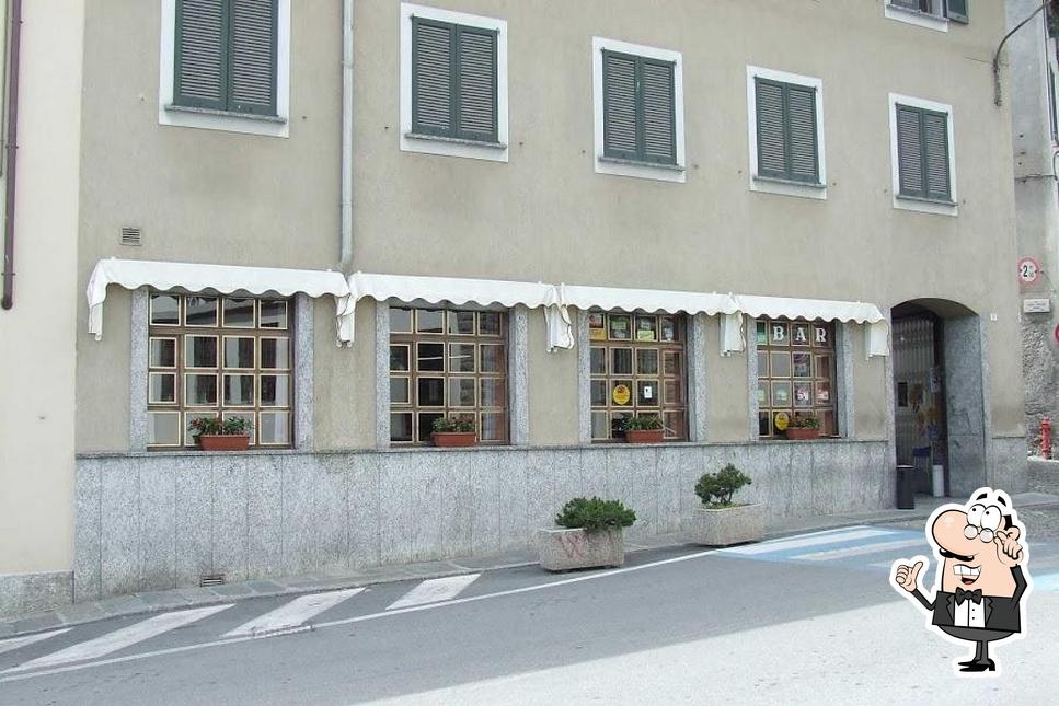 Dai un'occhiata agli interni di Bar Albergo Vittoria di Morellini Giovanni Paolo