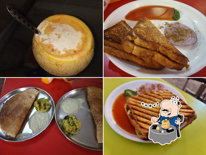 Zele's Food court