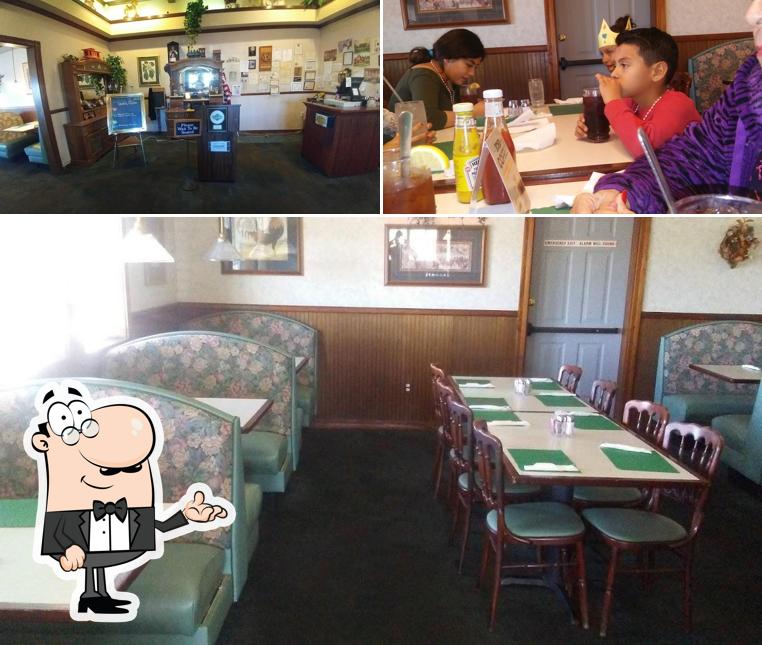 Country House Family Restaurant, Sierra Vista Restaurant menu, prices