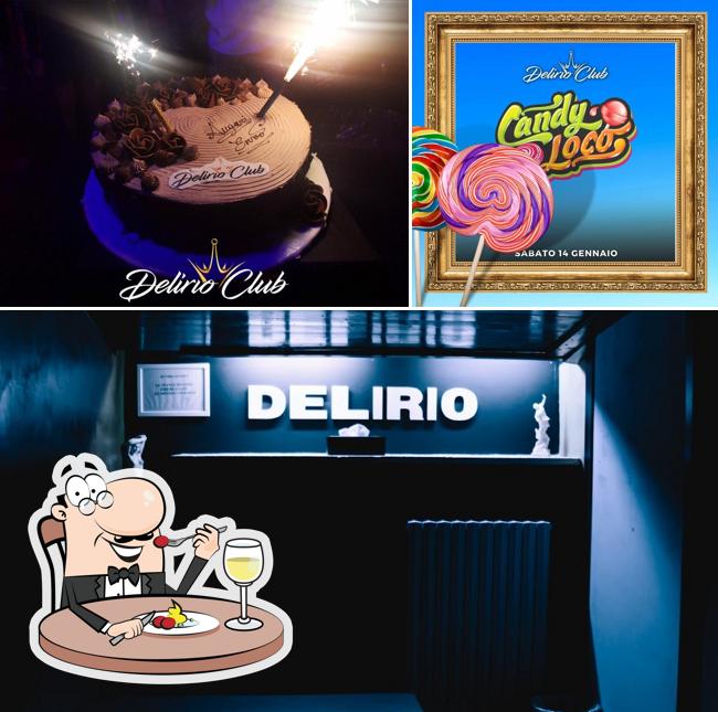 Delirio Club Privè aps si caratterizza per la cibo e interni