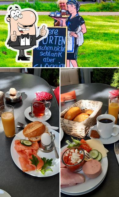 Voir cette image de Germaniastr.Gretchens Café