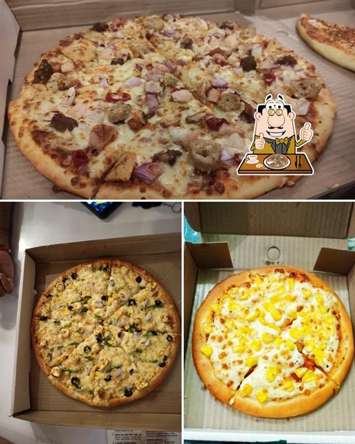 Order pizza at La Pino'z Pizza Karnal