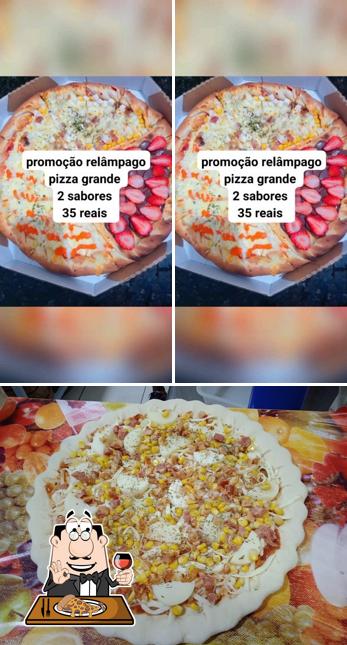 Peça diferentes tipos de pizza