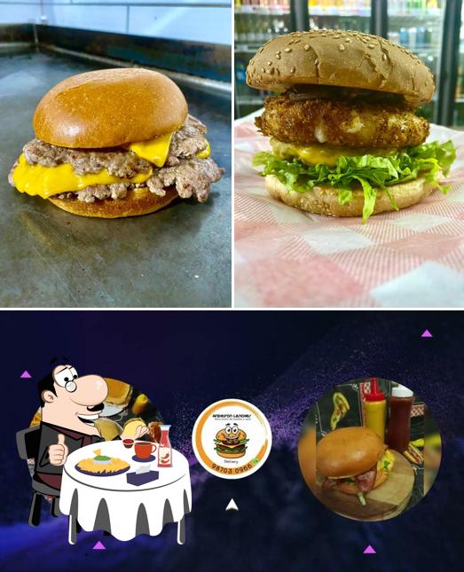 Os hambúrgueres do Anderson Lanches irão saciar diferentes gostos