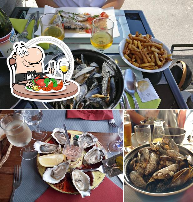 Choisissez différents plats à base de fruits de mer disponibles à Chez Buck