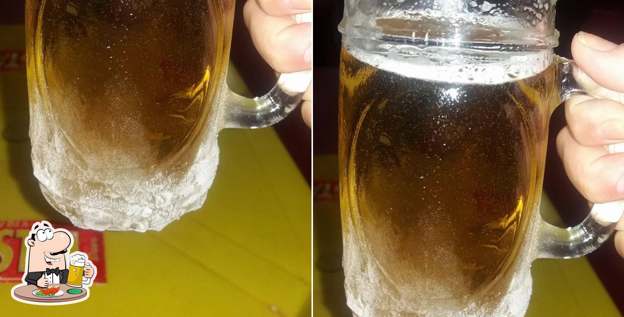 Você pode tomar uma tulipa de cerveja leve ou escura