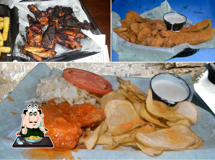 Wing King Cafe Fort Mill SC, Fort Mill, 200 N Dobys Bridge Rd 164