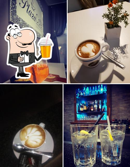Plaza Café