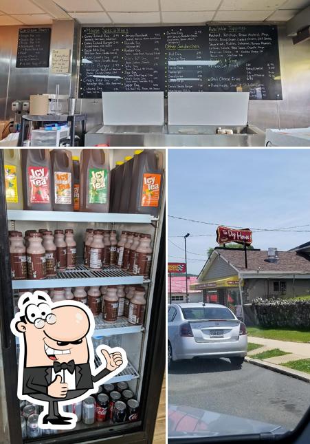 The Dog House in Reading Restaurant menu and reviews