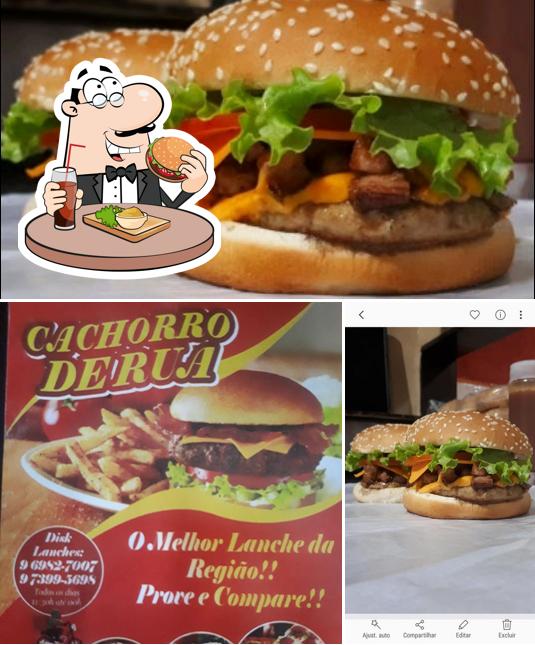 Peça um hambúrguer no CACHORRO DE RUA