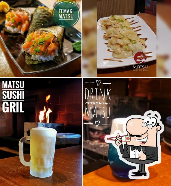 Presenteie-se com sushi no Matsu Sushi e Grill