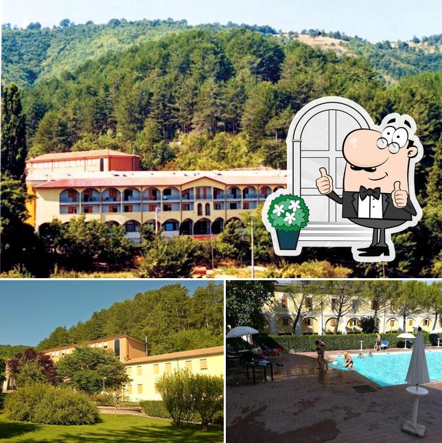 Guarda gli esterni di Hotel Fonte Angelica Centro Vacanze e Congressi