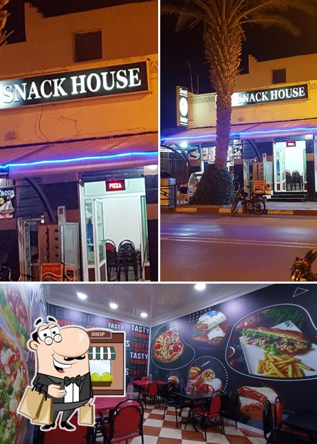 Snack House