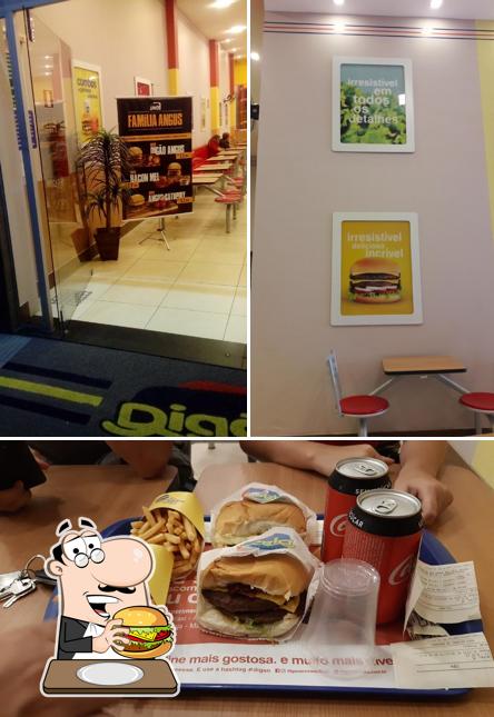 Delicie-se com um hambúrguer no Digão Lanches