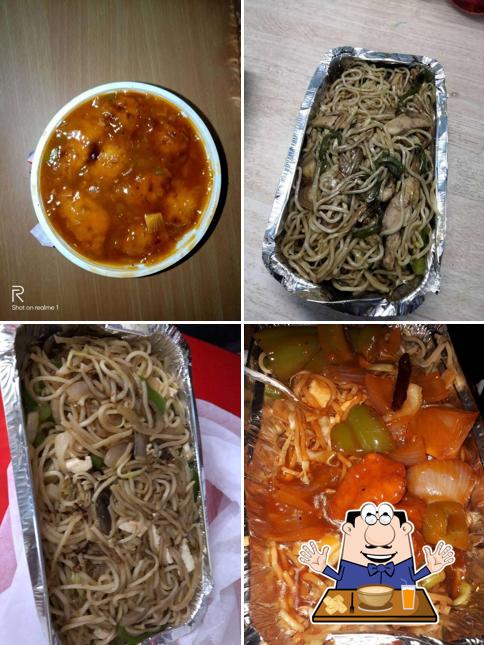 Food at Golden China Hut