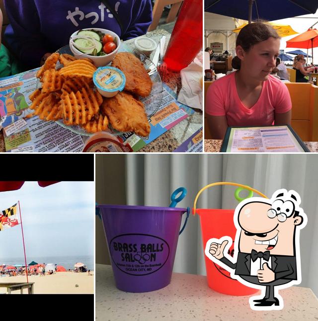 Pub y bar Brass Balls Saloon, Ocean City Carta del restaurante y opiniones