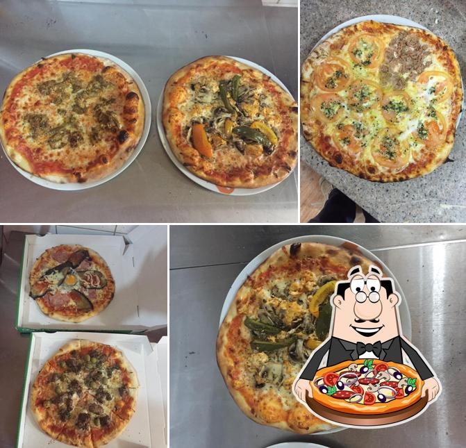 Prenez des pizzas à La Bella Pizza