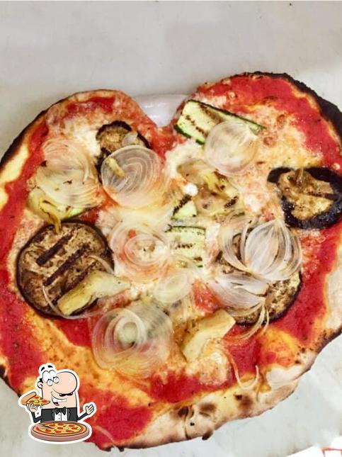 Prova una pizza a Ristorante Pizzeria La Rotonda