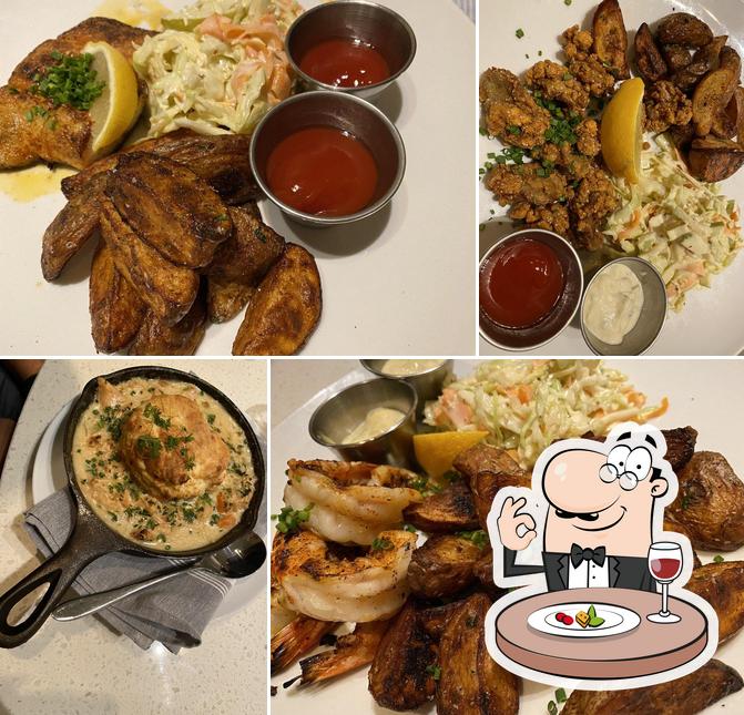 The Hummingbird Way Oyster Bar in Mobile Restaurant menu and reviews