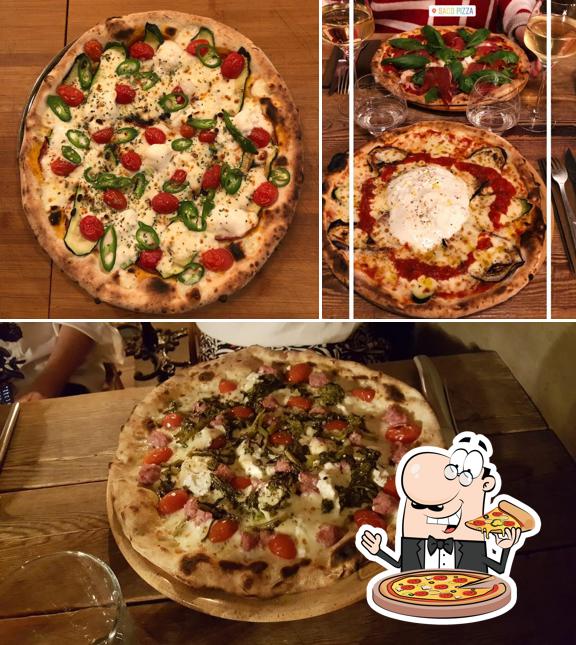 Essayez des pizzas à Pizza Saco