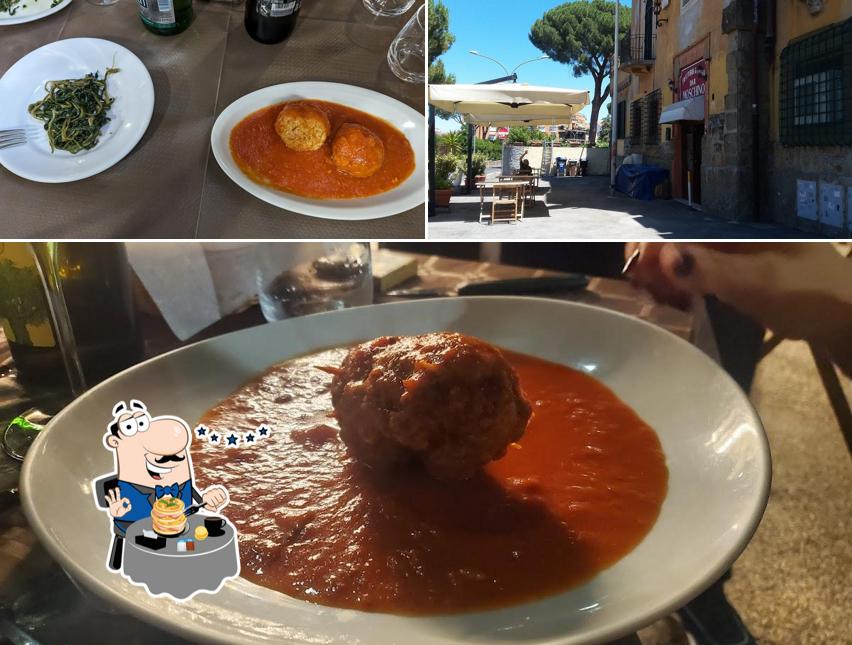 La foto della cibo e interni di Dar Moschino