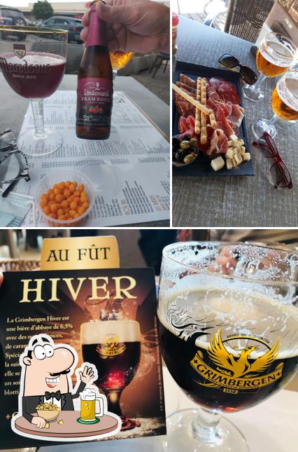 Vous pouvez prendre un verre de bière blonde ou brune