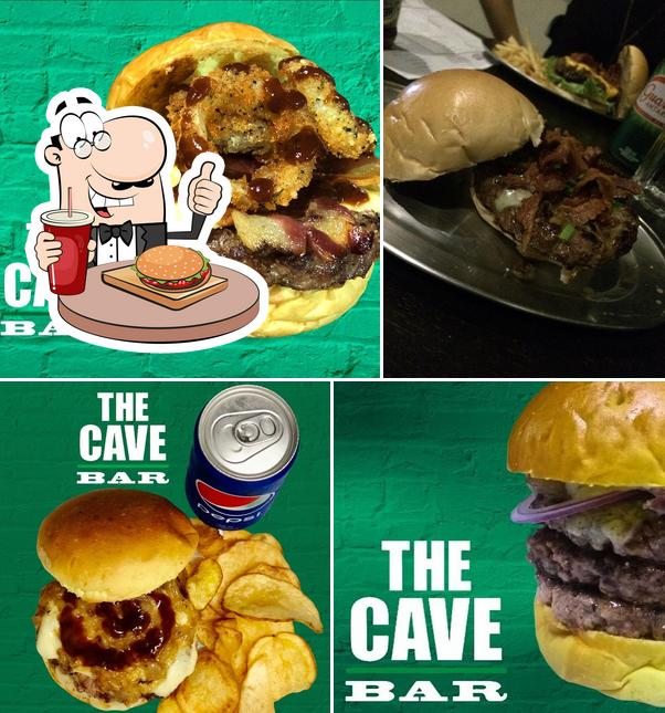 Consiga um hambúrguer no The Cave Burger