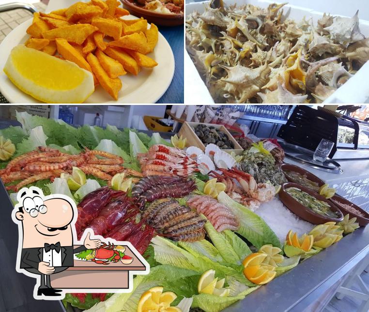 В "DeHuelva" вы можете отведать разнообразные блюда с морепродуктами