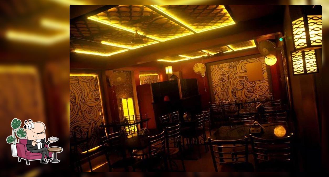 Check out how Food Cafe looks inside
